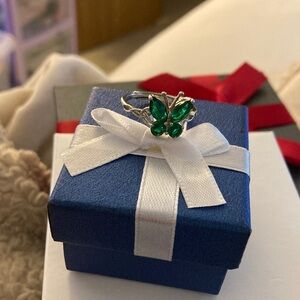 Elegant Green Butterfly Ring